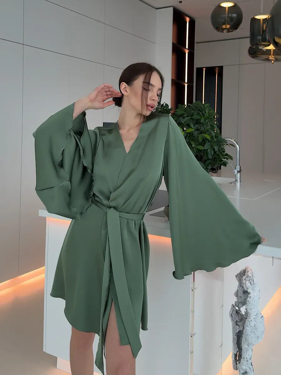 Women's Short Sleep Robe